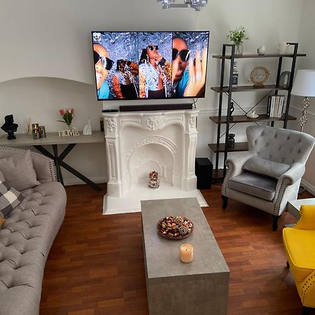 Peeams Abode Apartment Дагенъм Екстериор снимка